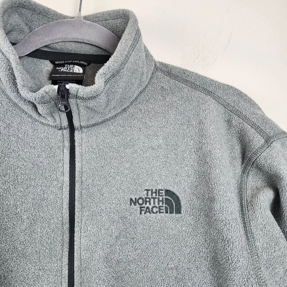 The North Face Men M Glacier 1/4 zip Fleece Pullover Gray